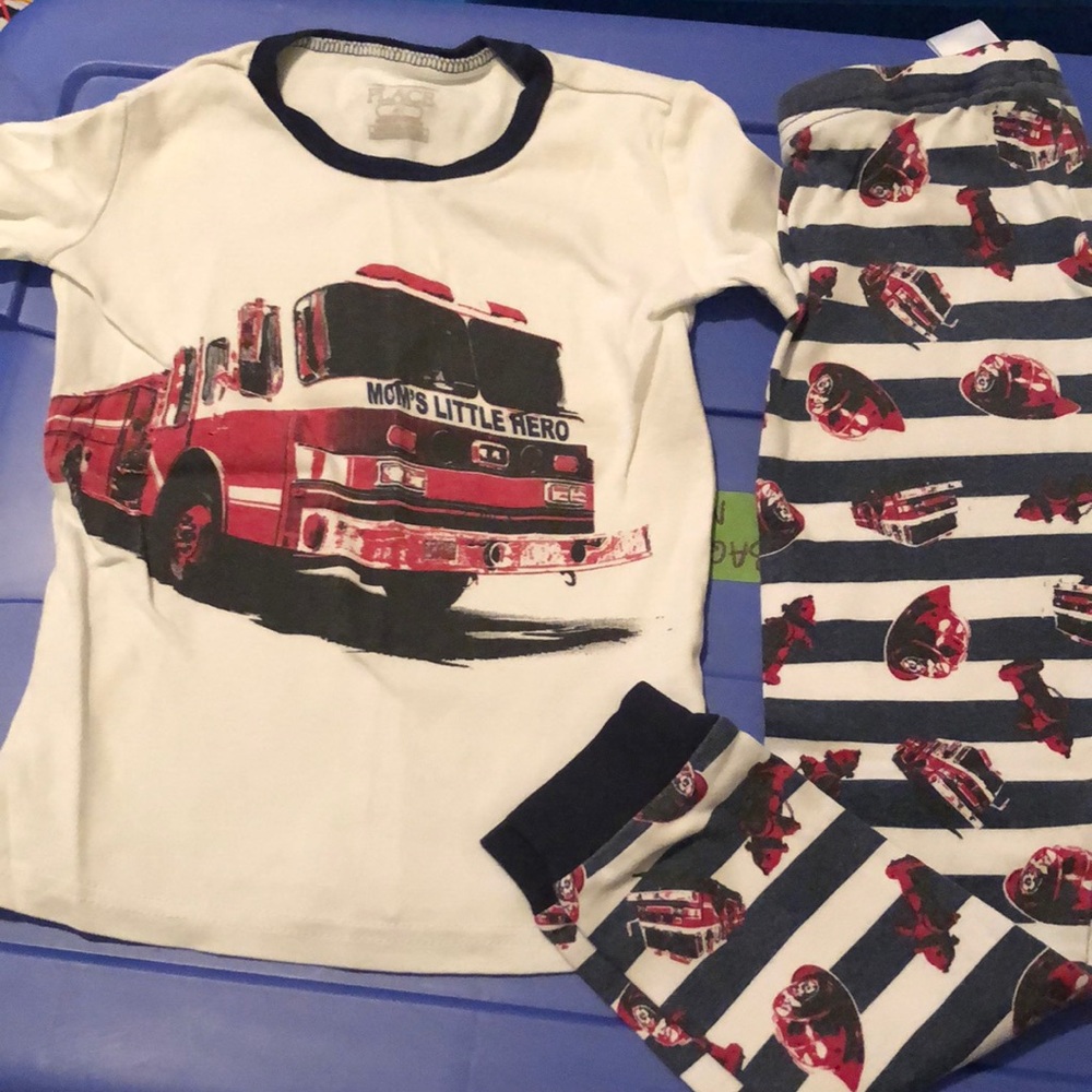 Children’s Place Short Sleeve and Pants Pajama Set